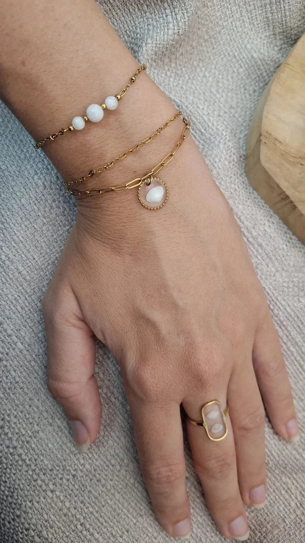 Bracelet double chaine coquillage porté