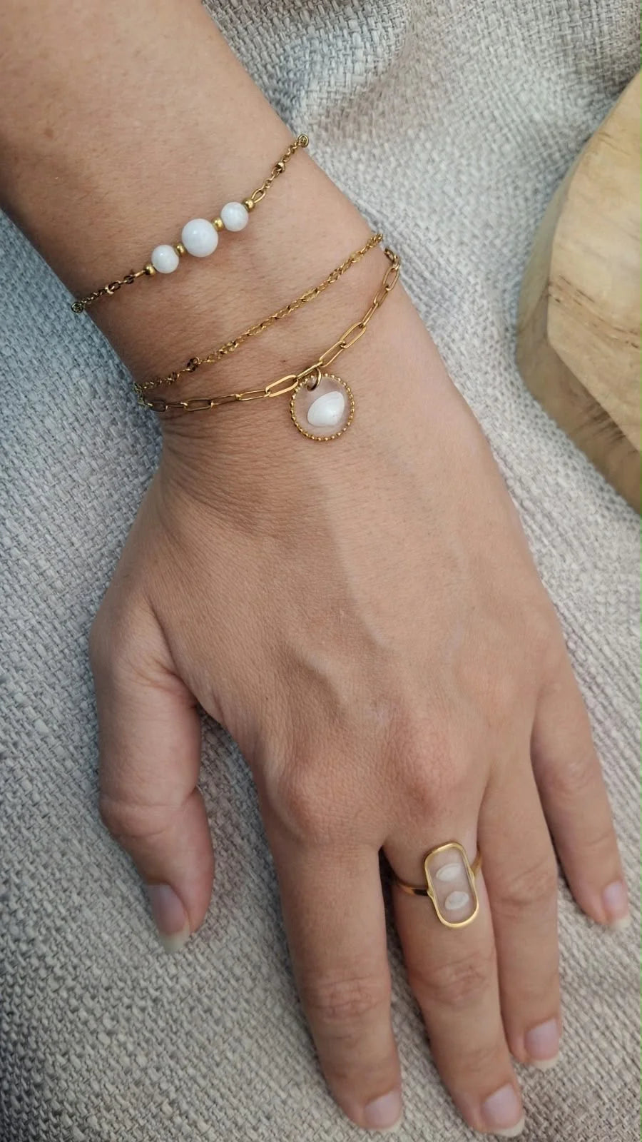 Bracelets Calluna Bijoux portés au poignet