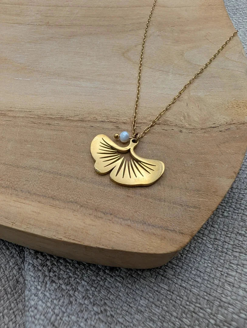Collier gingko