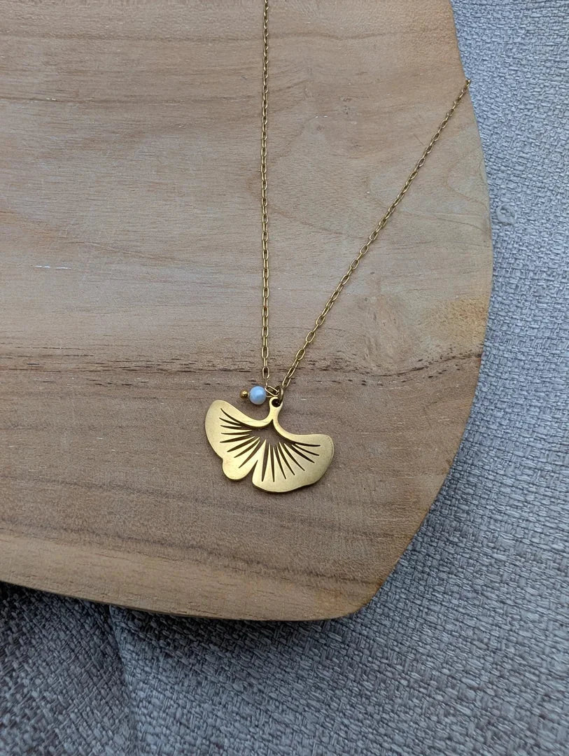 Collier gingko