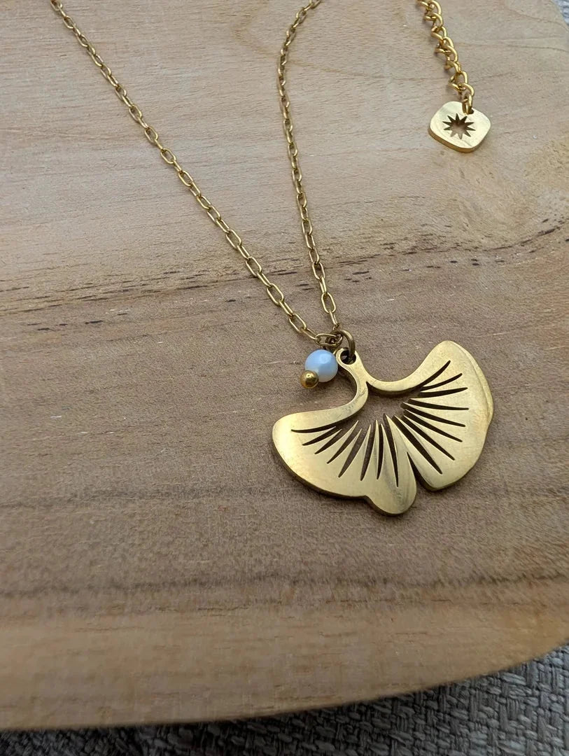 Collier gingko