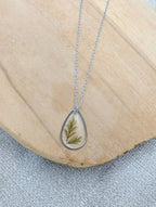 collier goutte acacia
