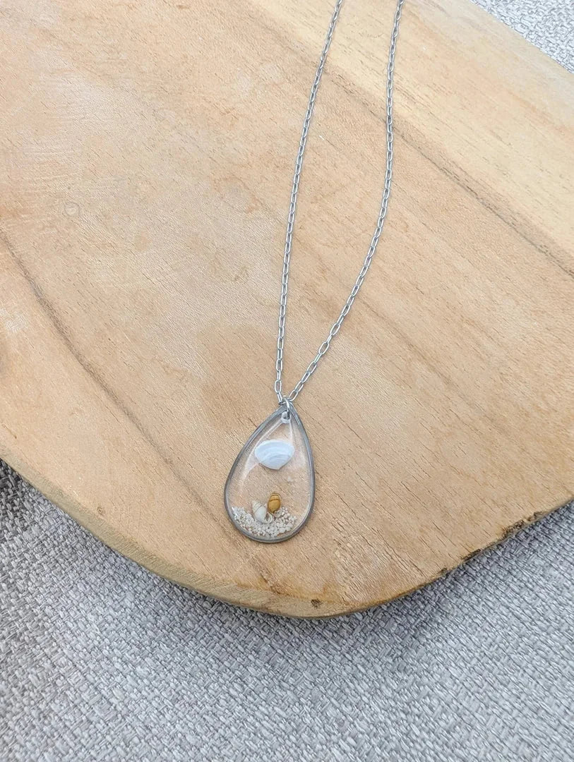 Collier goutte coquillage