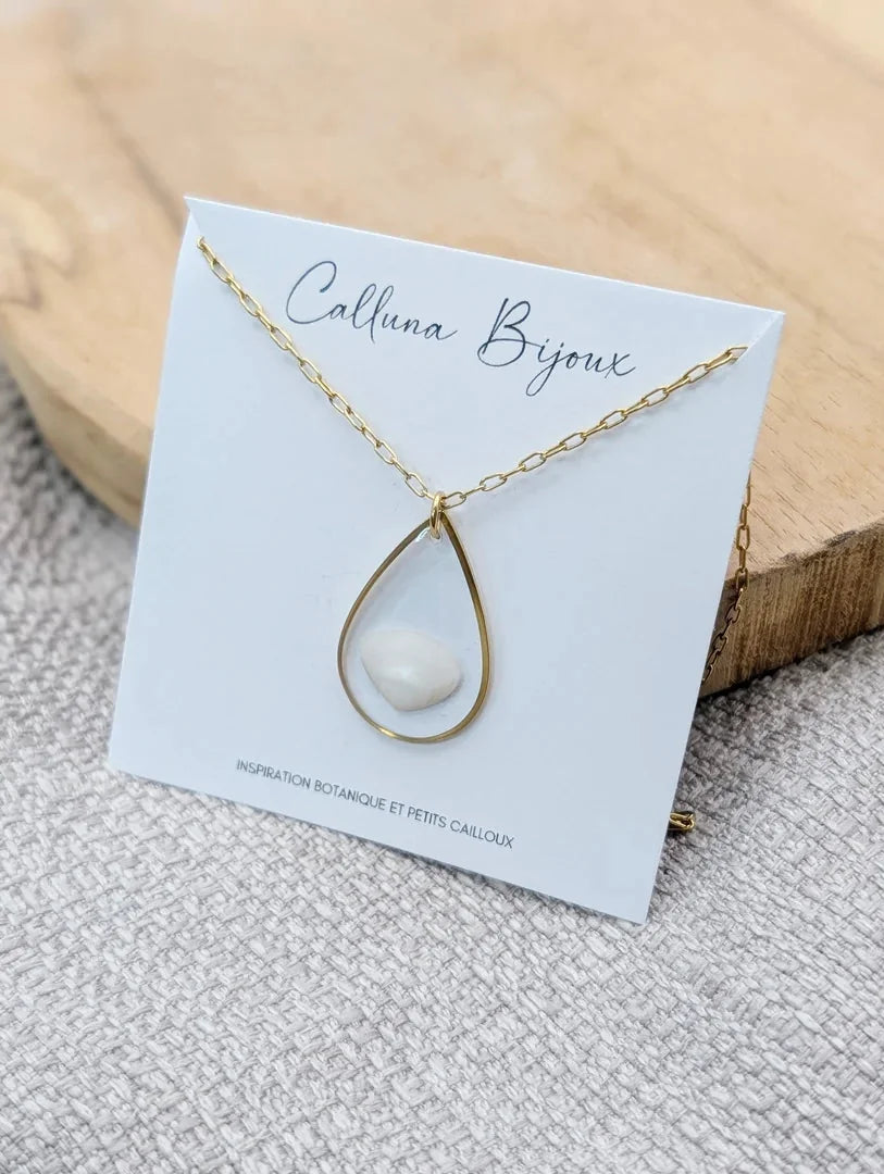 Collier goutte coquillage