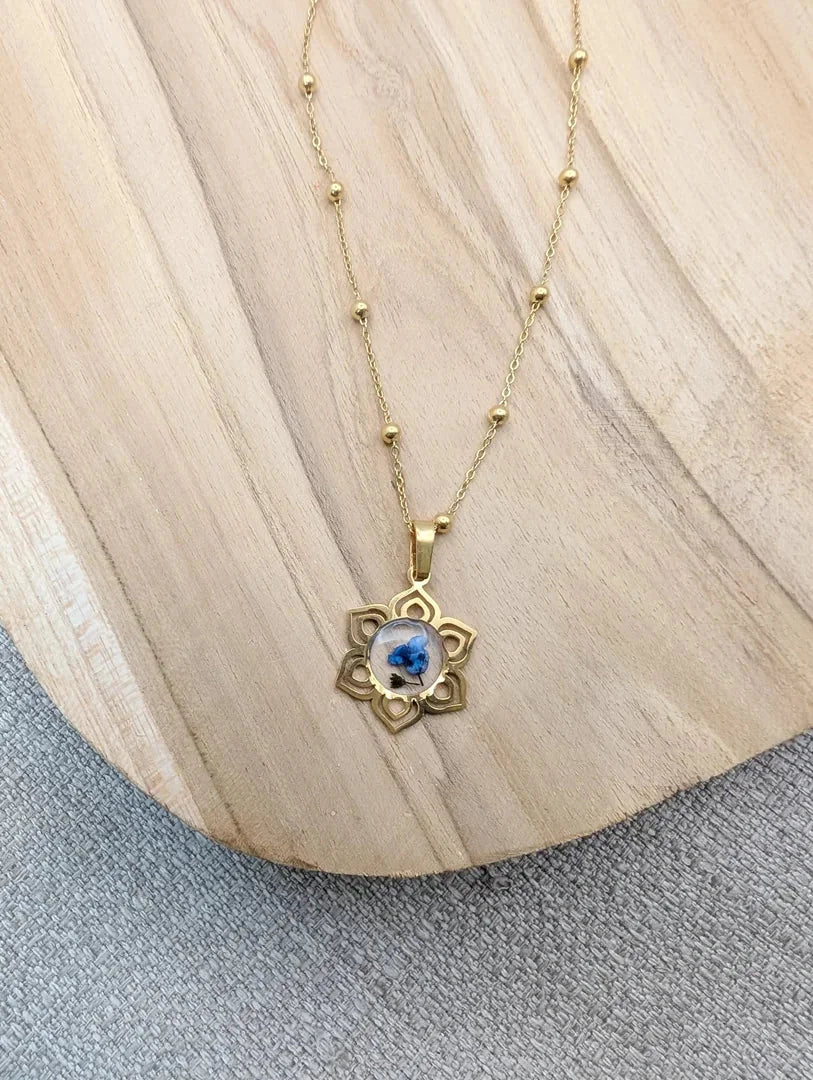 collier mandala myosotis