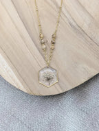 Collier pierres et fleurs de carottes