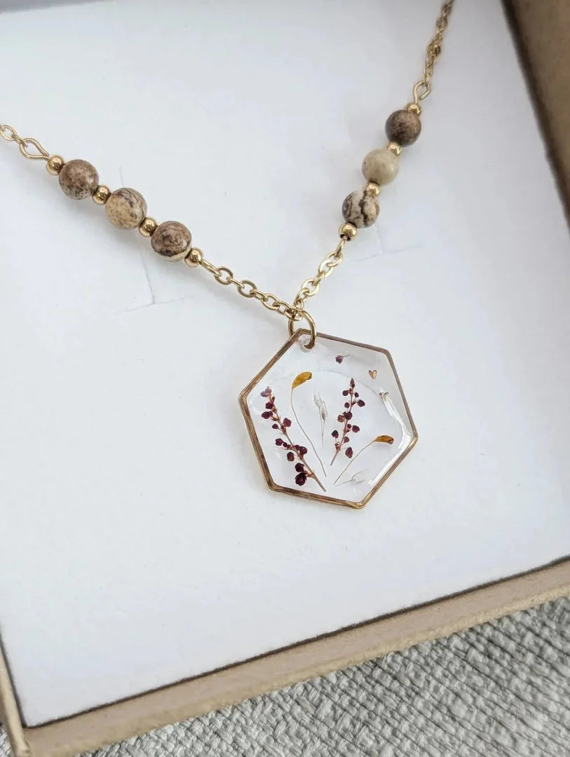 Collier pierres et petites oseilles